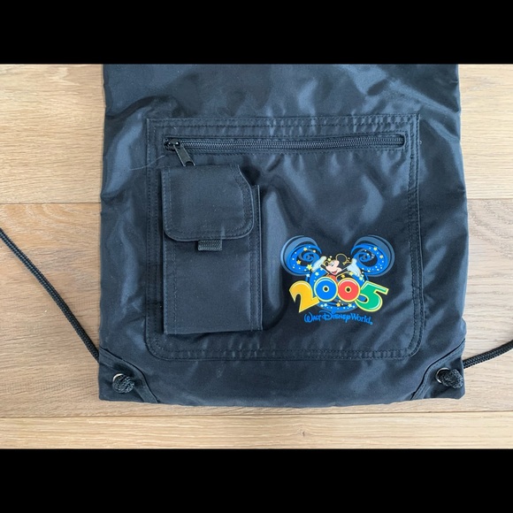 Walt Disney World Mickey Mouse 2005 Drawstring Bag with lots of pockets - Picture 2 of 10